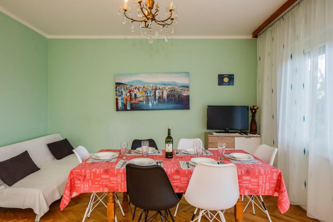 Apartments Mila Kaštela Buitenkant foto