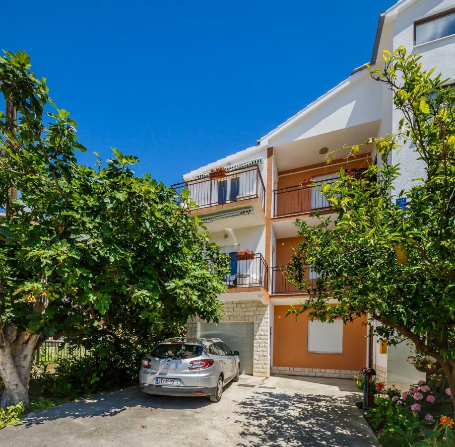 Apartments Mila Kaštela Buitenkant foto
