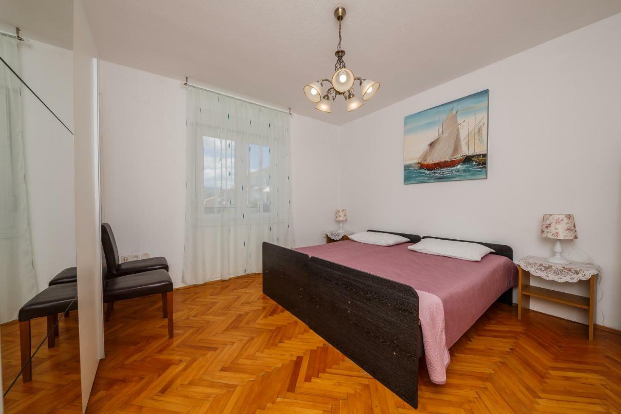 Apartments Mila Kaštela Buitenkant foto