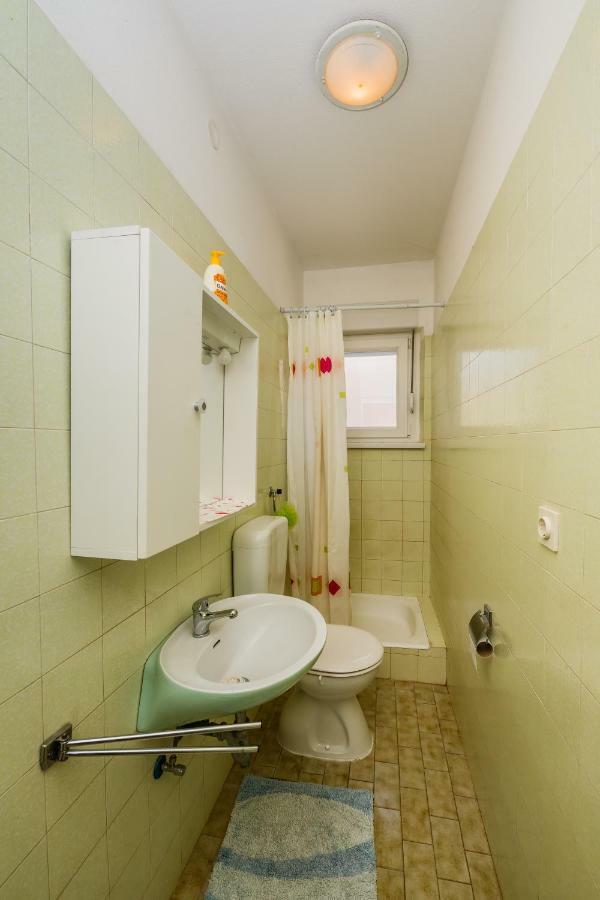 Apartments Mila Kaštela Buitenkant foto